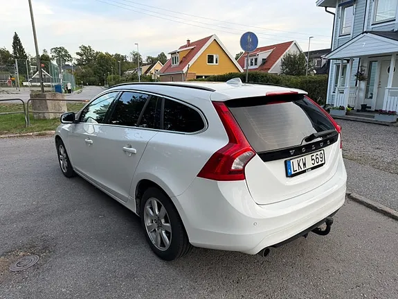 Volvo V60 2014 photo 4