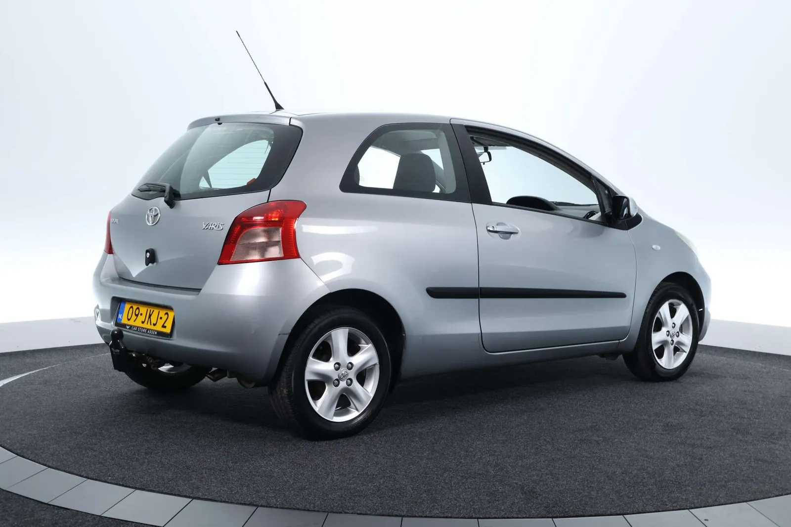 Toyota Yaris 2009 photo 5