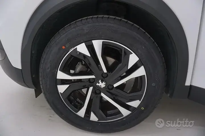 Peugeot 2008 2021 photo 5