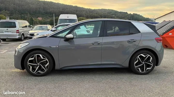 Volkswagen Id.3 2020 photo 2