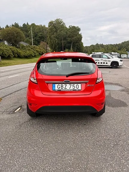 Ford Fiesta 2015 photo 5