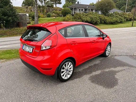 Ford Fiesta 2015 photo 4