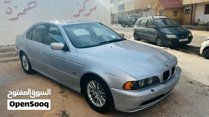 BMW 5 Series 2002 photo 4