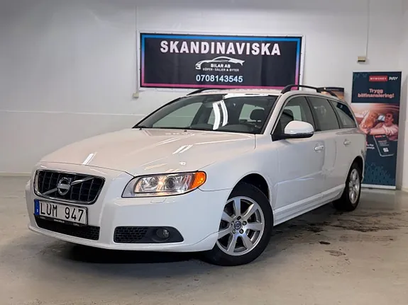 Volvo V70 2012 photo 2