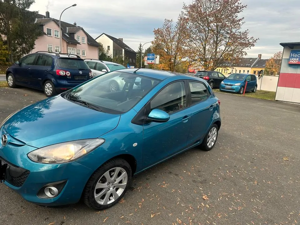 Mazda 2