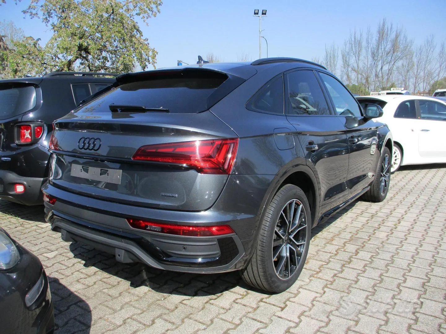 Audi Q5 2025 photo 2