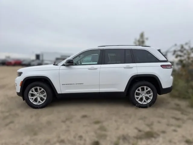 Jeep Grand Cherokee 2023 photo 2