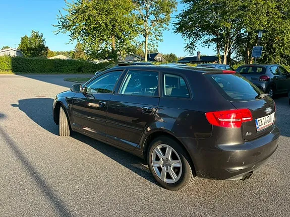 Audi A3 2010 photo 4
