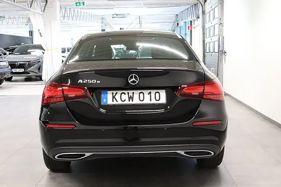 Mercedes-Benz A250 E 2024 photo 5