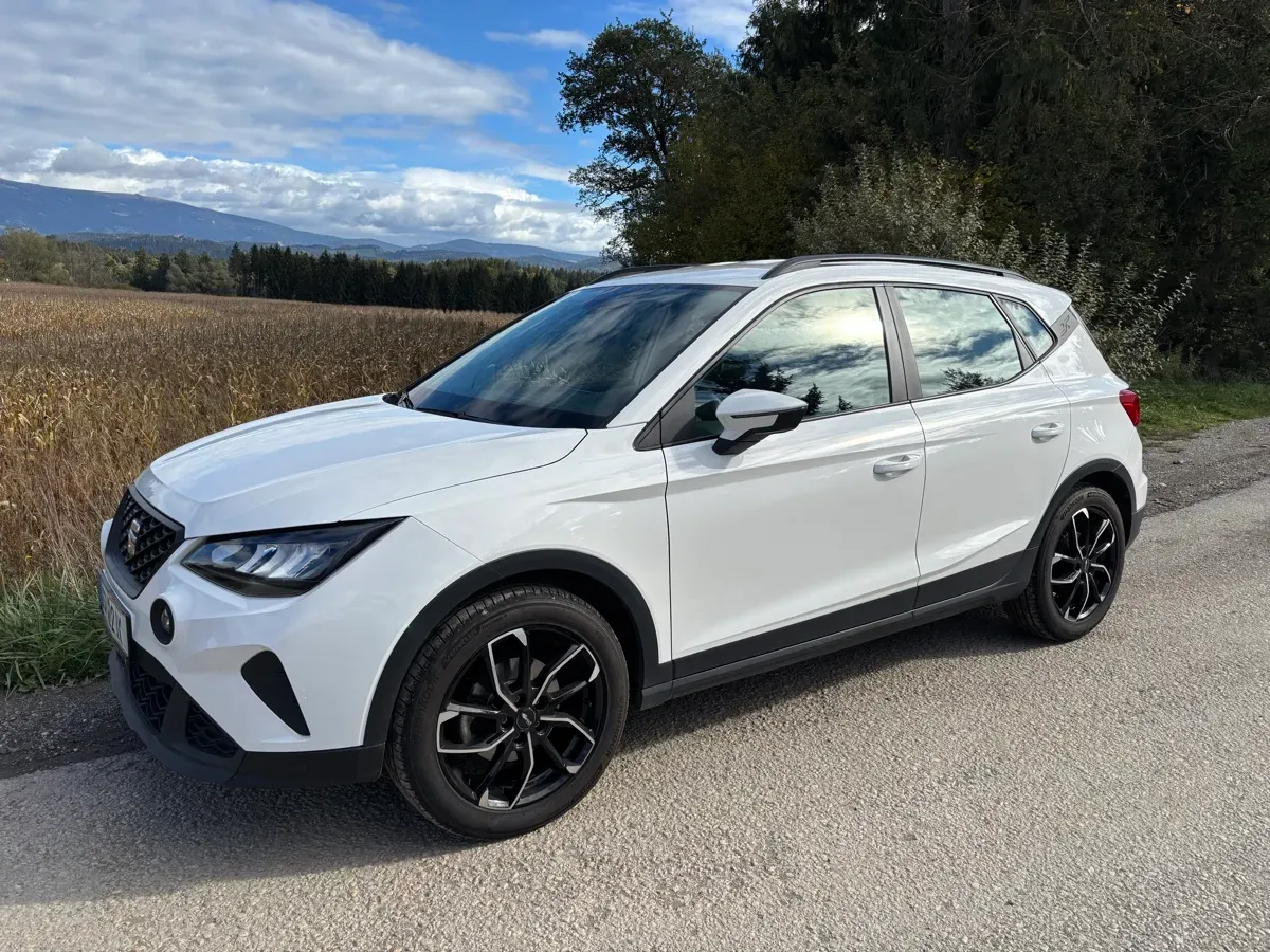 Seat Arona 2022 photo 2