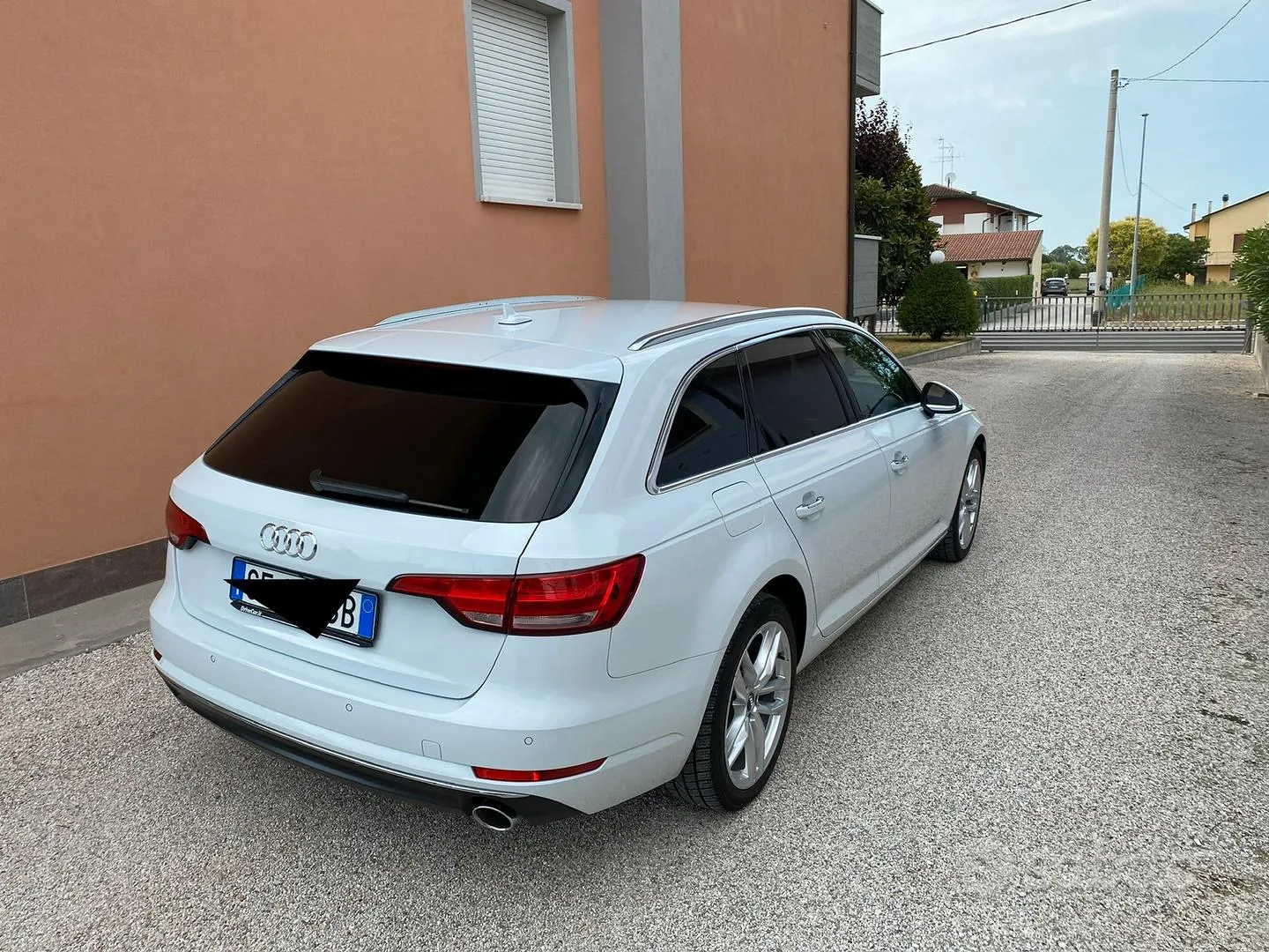 Audi A4 2018 photo 3