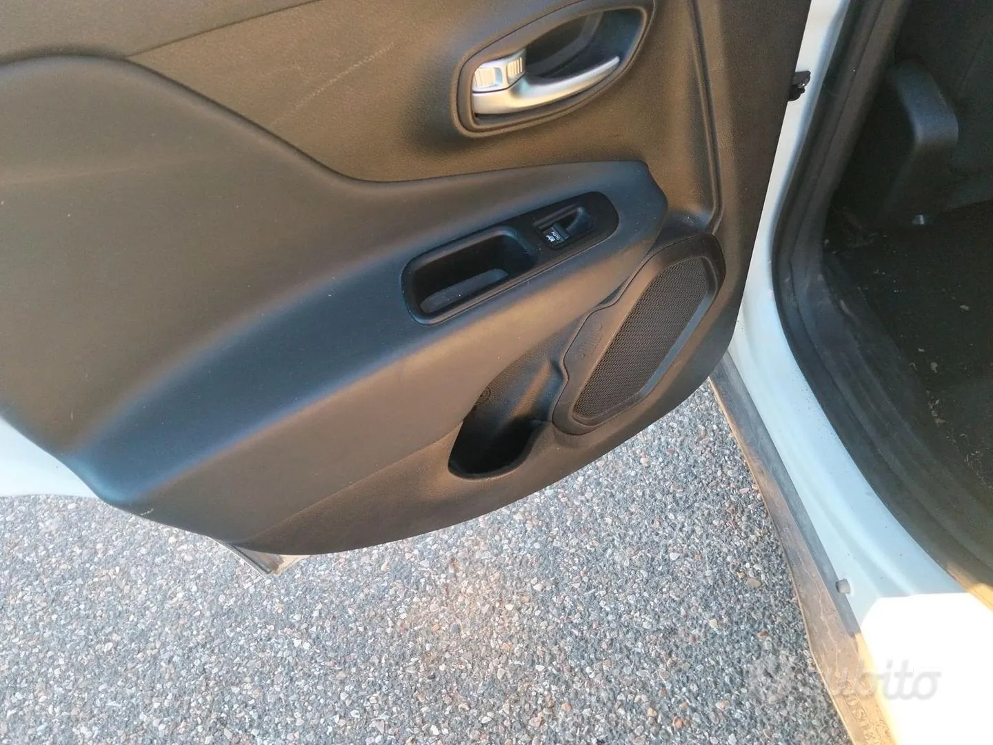 Jeep Renegade 2022 photo 5