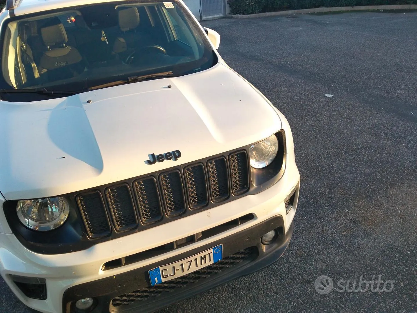 Jeep Renegade 2022 photo 2