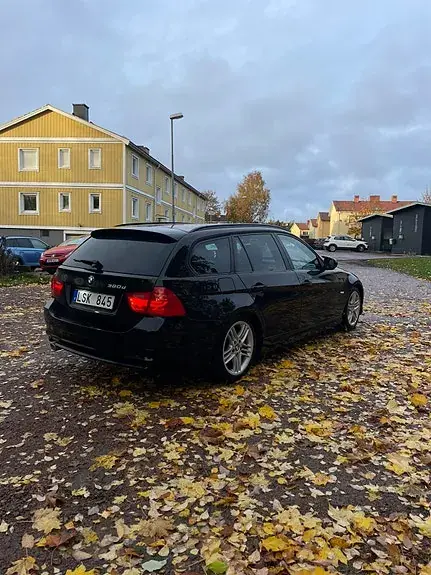 BMW 320D 2011 photo 3