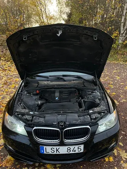 BMW 320D 2011 photo 5
