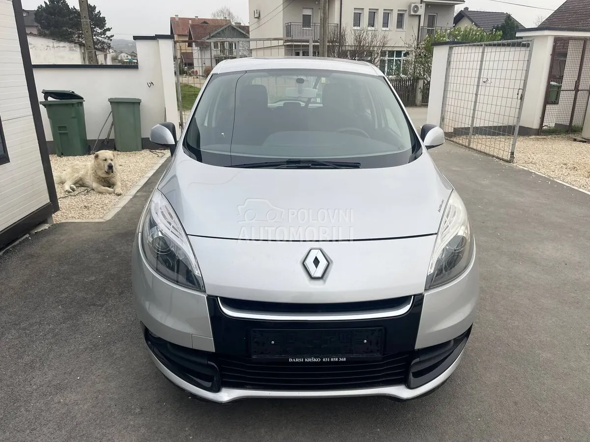 Renault Scenic 2012 photo 4