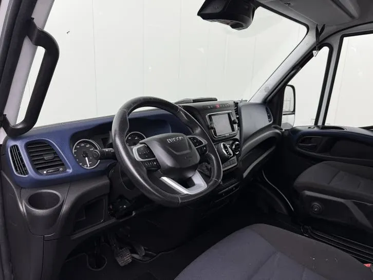 Iveco Daily 2022 photo 3