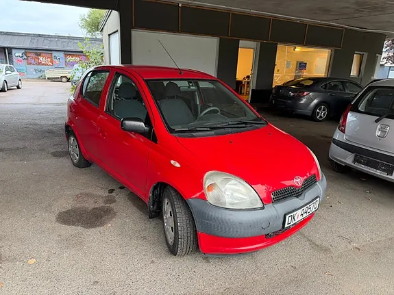 Toyota Yaris 2002 photo 3