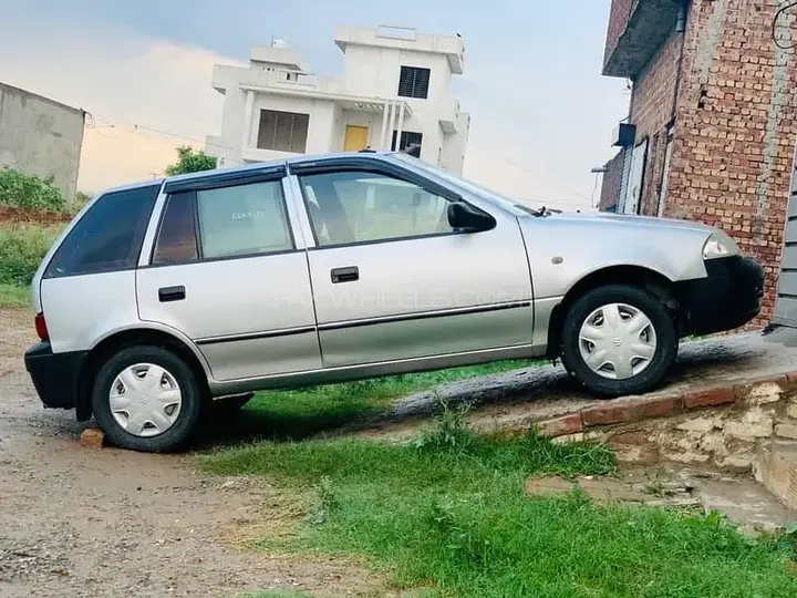 Suzuki Cultus