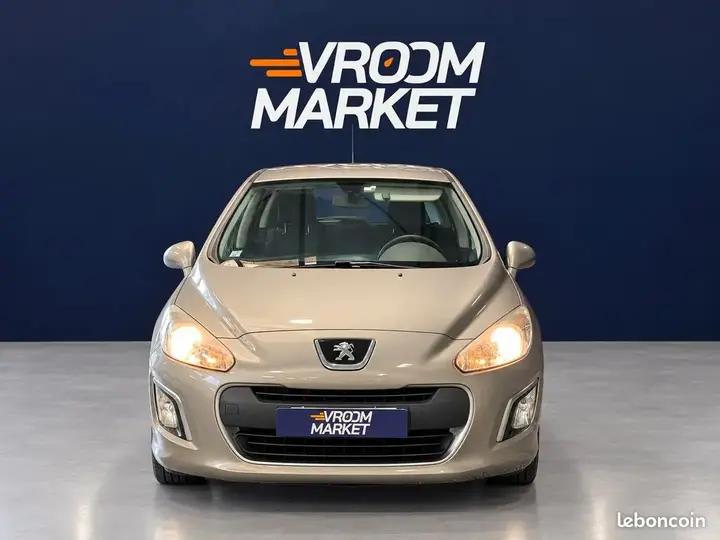 Peugeot 308 2011 photo 3