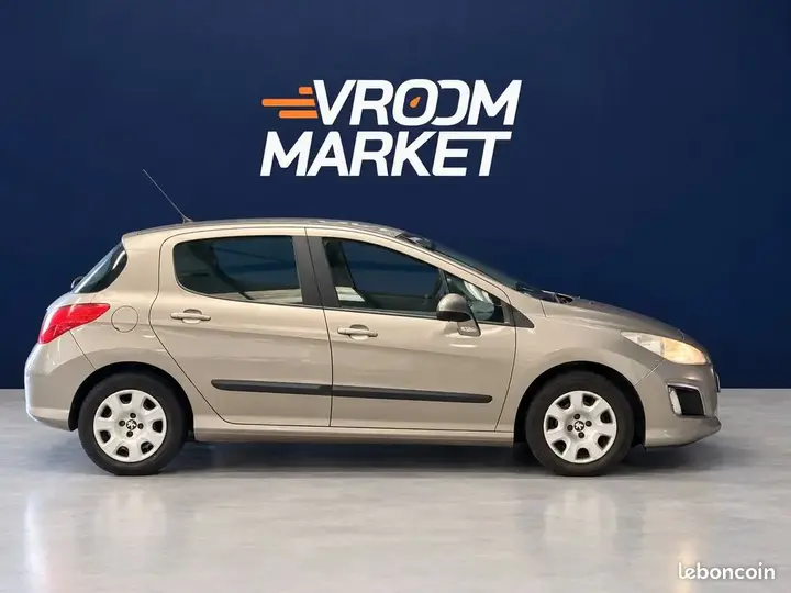 Peugeot 308 2011 photo 5