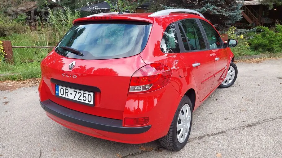 Renault Clio 2012 photo 5