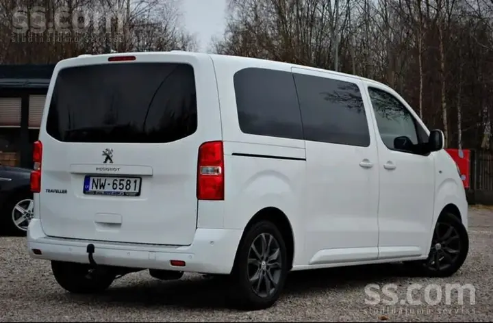 Peugeot Traveller 2017 photo 2