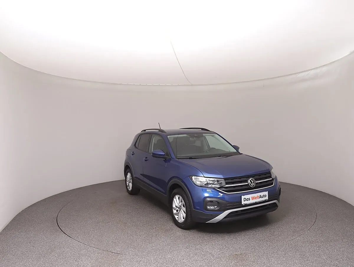 Volkswagen T-Cross 2023 photo 2
