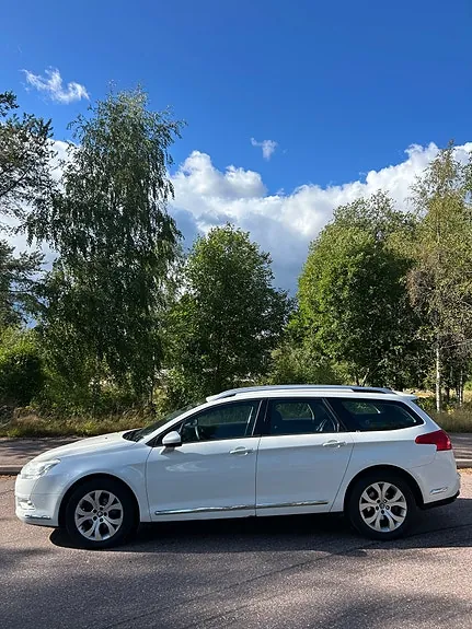 Citroen C5 2010 photo 2