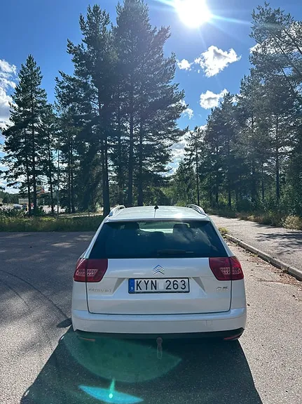Citroen C5 2010 photo 5