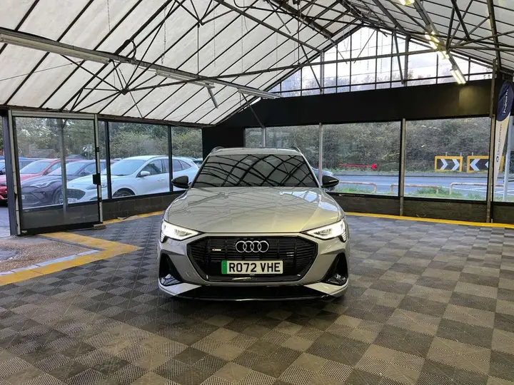Audi E-Tron 2022 photo 4