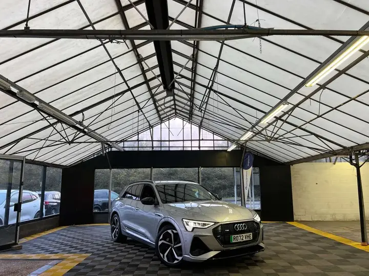 Audi E-Tron