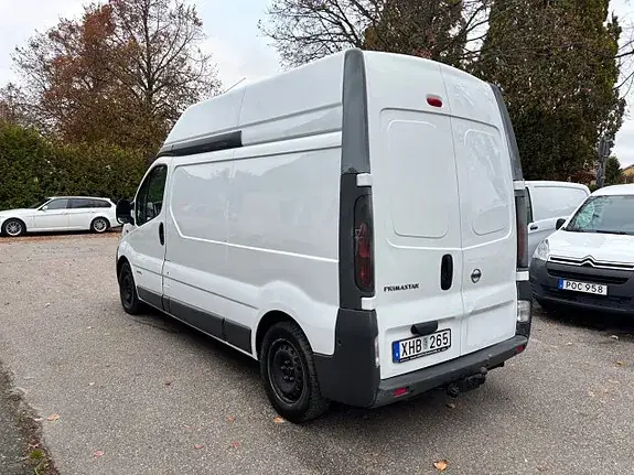 Nissan Primastar 2005 photo 4