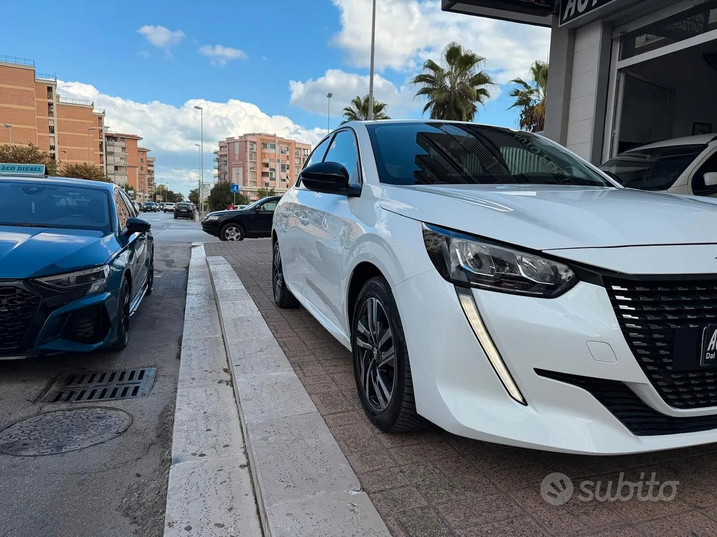 Peugeot 208 2023 photo 2