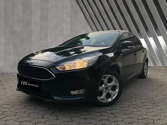 Ford Focus 2015 photo 2