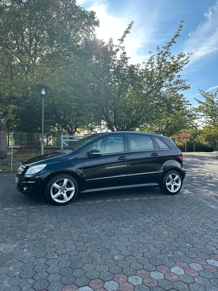 Mercedes-Benz B-Class