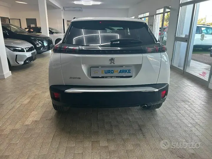 Peugeot 2008 2021 photo 5