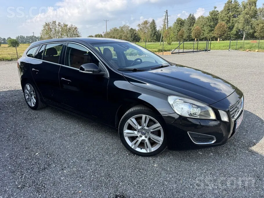 Volvo V60 2011 photo 4