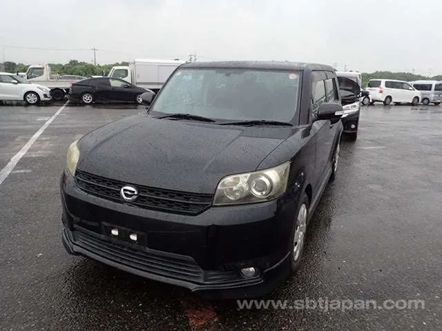 Toyota Corolla Rumion 2013 photo 2