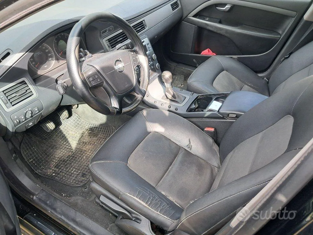Volvo V70 2009 photo 5