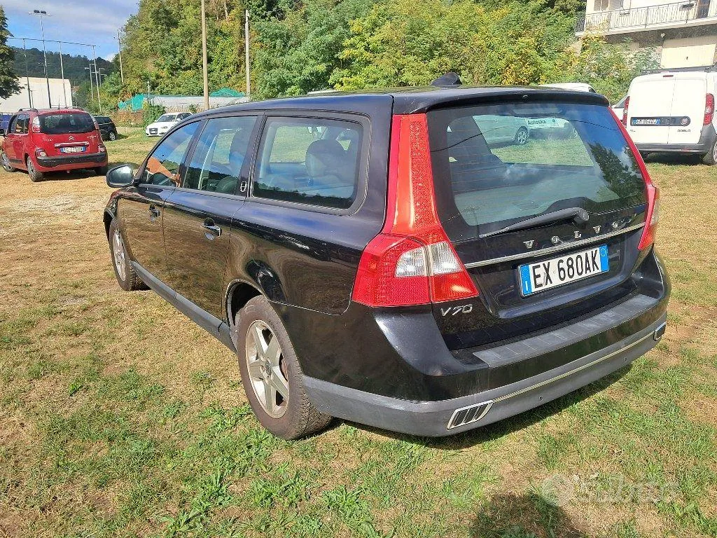 Volvo V70 2009 photo 4