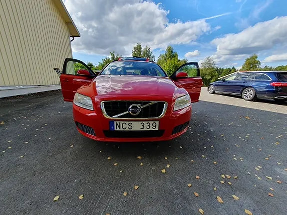 Volvo V70 2013 photo 5
