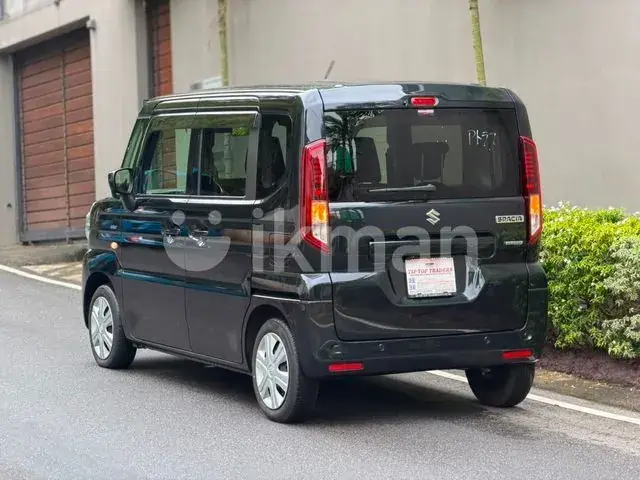 Suzuki Spacia 2023 photo 5