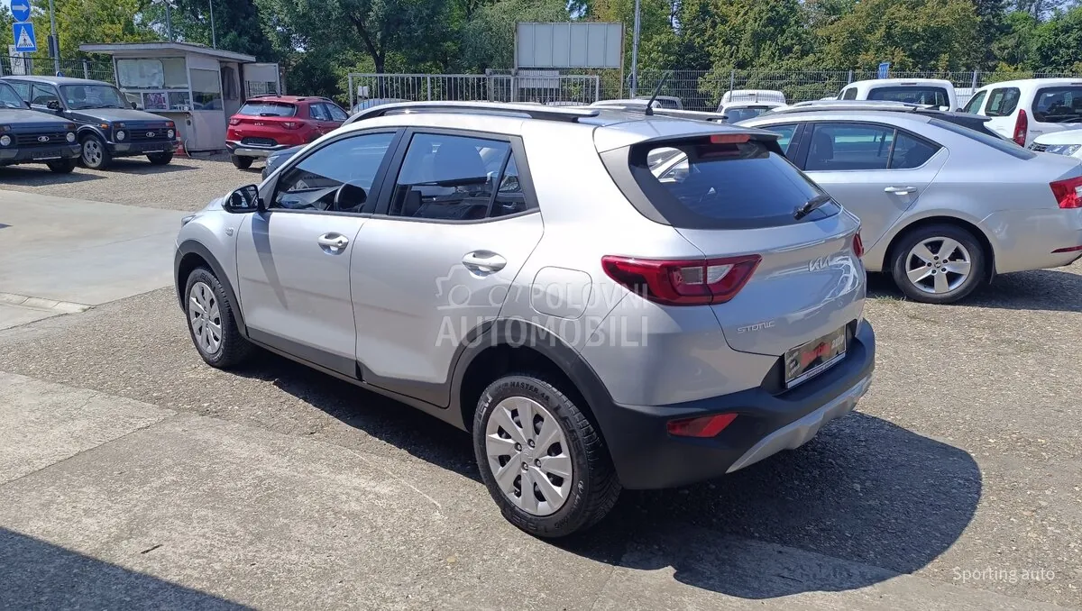 Kia Stonic 2023 photo 4