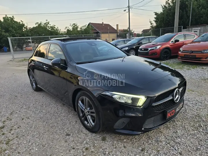 Mercedes-Benz A 180 2018 photo 3