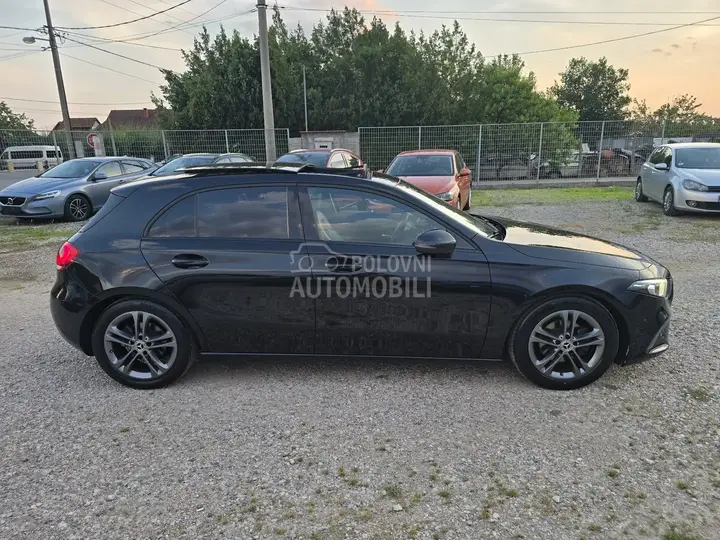 Mercedes-Benz A 180 2018 photo 4