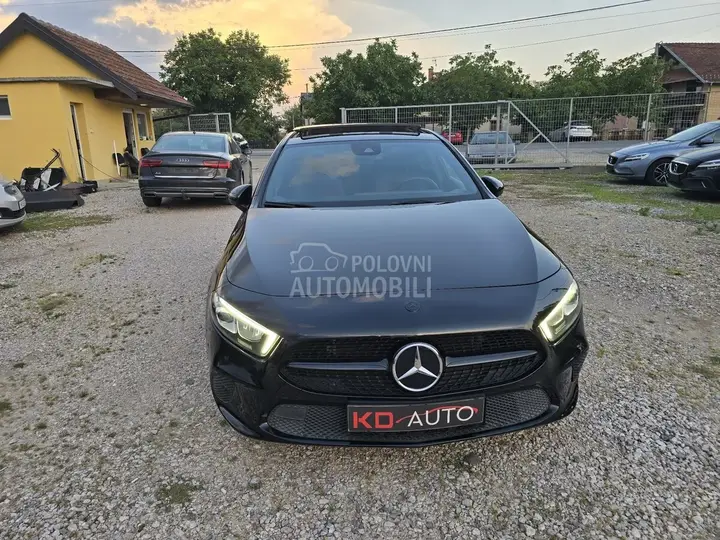Mercedes-Benz A 180 2018 photo 2
