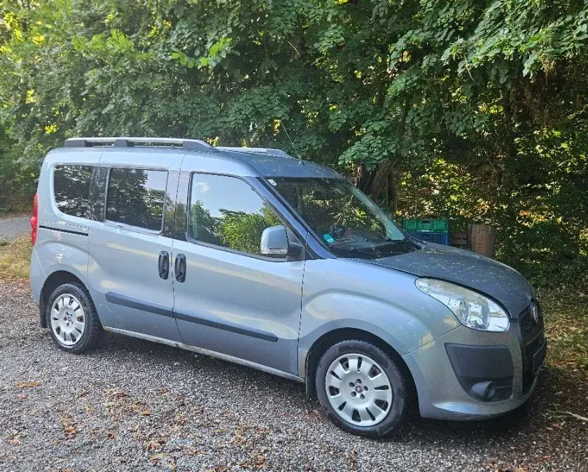 Fiat Doblò 2011 photo 2
