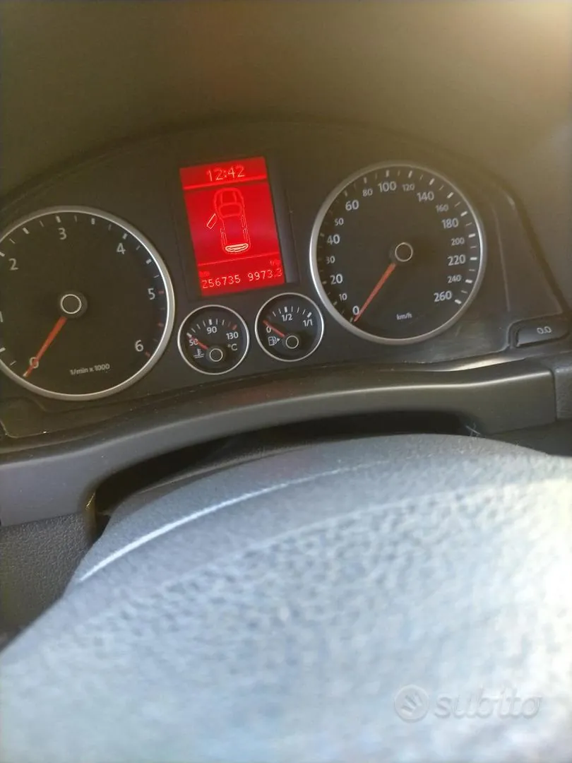 Volkswagen Tiguan 2008 photo 3