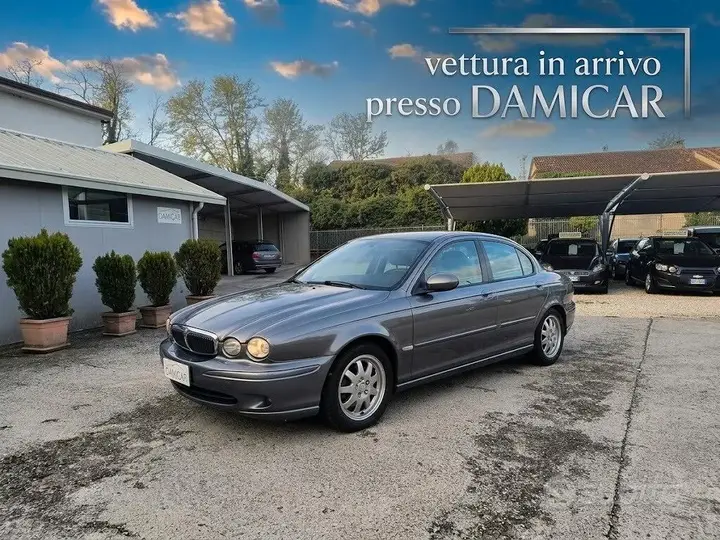 Jaguar X-Type